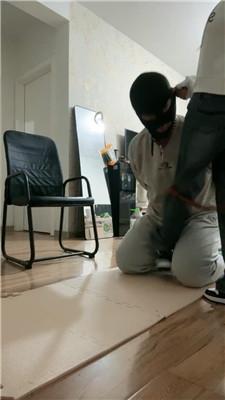 海绵大大AJ踢裆踩踏/揪耳朵/脏鞋喂酸奶/脚插嘴 bf46265