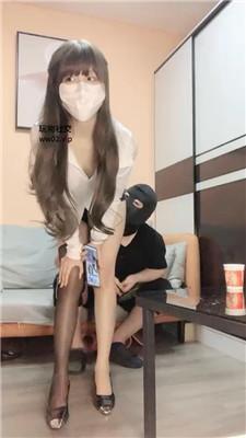 鹿可高跟黑丝诱惑-坐脸窒息/鞭打/滴蜡 bf46291