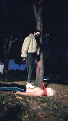 予涵户外-小白鞋船袜全体重踩踏/高跟暴虐 bf46289