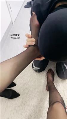 沐沐大大鞭打/捆绑/黑丝美腿踩虐 JS241027-25