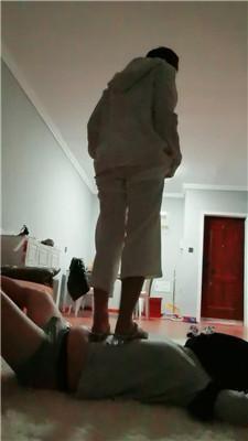 盈盈女S臭脚捂脸/全体重踩踏 bf46264