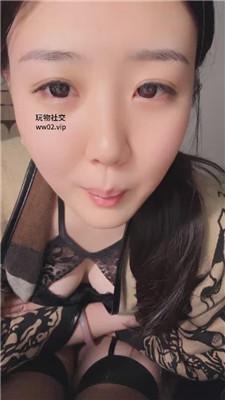 夏主绿帽流精坐脸凳 JS241026-24