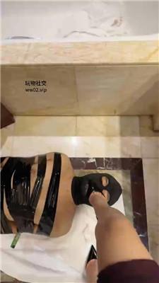 反差楠熙车模S-玉足深喉/强制吃呕吐物 bf46234