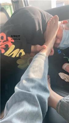 萱萱车内白袜恋足舔 JS241025-6