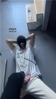 狗哥开发白领S高跟踢裆踩踏 bf46197