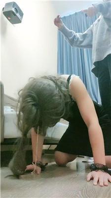 喵酱紫耳光/高跟靴碾压踩/舔脏鞋底/滴蜡赏赐圣水 bf46814