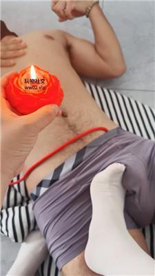 恩恩白丝脚踩虐/舔圣水 JS241109-20