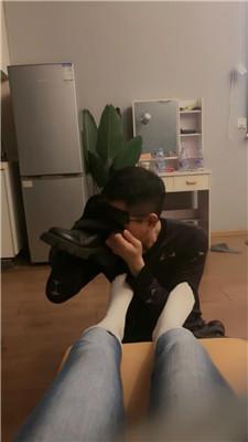 文文文沉浸式舔素人的长靴白袜 JS241109-19