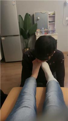 文文文沉浸式舔素人的长靴白袜 JS241109-19