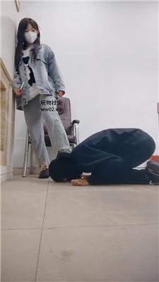 女生也能很暴力学生主皮鞋白袜暴力踢踹 JS241105-13