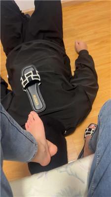 可雅用原味玉足玩虐狗弟弟上 JS241120-31