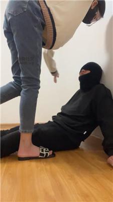 可雅用原味玉足玩虐狗弟弟上 JS241120-31