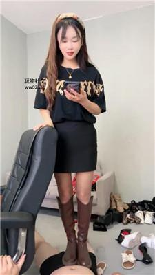 林夕小姐姐换鞋全体重跳踩 bf47173