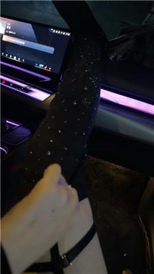 玥樾性感女神车库调奴才 JS241118-31