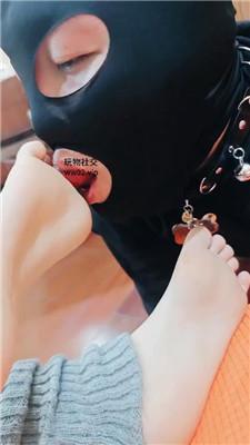 女神mio掐脖抽耳光/裸足蹂躏/玩狗舌 JS241118-26