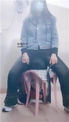 奇了怪了脏运动鞋白袜踩虐/鞭打胯下辱 JS241130-4