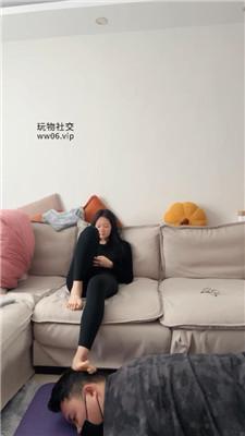 埋汰瑜伽裤女神虐教练狗 bf47600