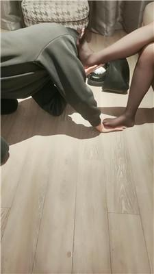 青岛00后学生主骑狗背坐脸窒息/长靴踩虐/白袜捂脸窒息 JS241206-6