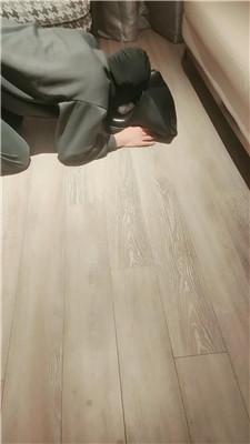 青岛00后学生主骑狗背坐脸窒息/长靴踩虐/白袜捂脸窒息 JS241206-6