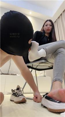 七月大大高帮帆布鞋白袜踩/香水控制/牛仔裤坐脸 bf48064