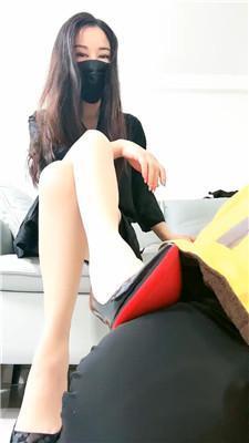 丽娜沉浸式-高跟肉丝美腿踩外卖小哥 JS241211-13