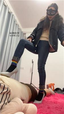 姗姗高跟棉袜脚踩/散鞭抽 JS241210-47