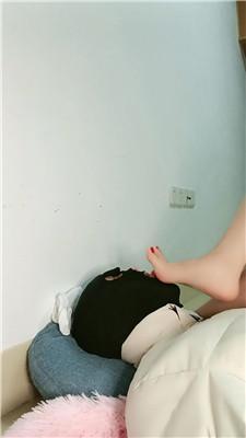 靖瑶近距离-吃白袜/插嘴/强制闻袜 JS241211-1