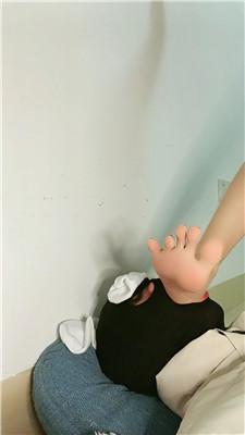 靖瑶近距离-吃白袜/插嘴/强制闻袜 JS241211-1