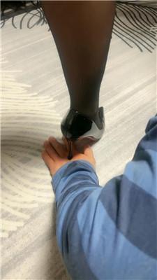 伊潼双S-高跟黑丝踩虐/转胯狗爬/五花大绑鞭打/囚禁狗笼 bf47880