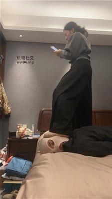 猴歌连环耳光/坐脸窒息 JS241214-4