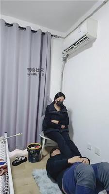 上海汤圆衣叉虐打白袜脚玩虐 241213-7