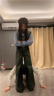 狗哥开发172新人-重度踢裆胯下辱/手捂腿绞窒息/超臭袜子 JS241213-21