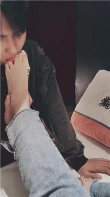 倾城近距离裸足狂舔 JS241213-38