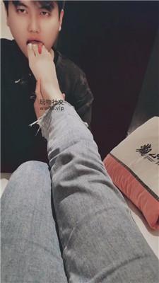 倾城近距离裸足狂舔 JS241213-38