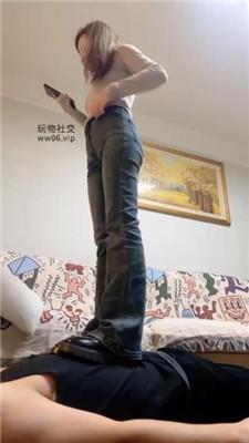 安安sama强制磕头/换多双鞋跳踩 bf48210