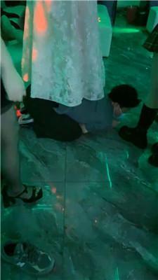 萝悦samaKTV超多S群调-多奴下跪齐犯贱三视角版 bf48200