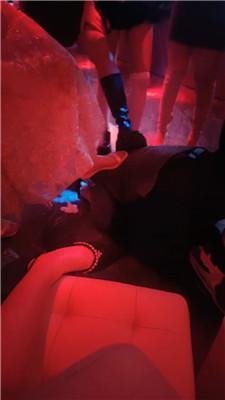 萝悦samaKTV超多S群调-多奴下跪齐犯贱三视角版 bf48200