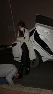 不知名陪酒小妹调-车内皮鞋白袜虐司机奴 bf48155