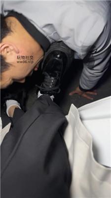 不知名陪酒小妹调-车内皮鞋白袜虐司机奴 bf48155