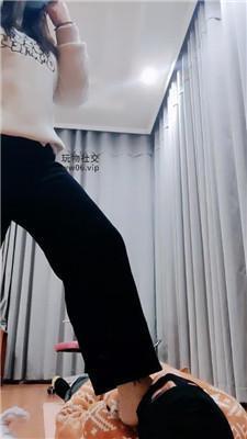 拽拽跪舔脏毛拖鞋棉袜/踩踏 JS241212-31