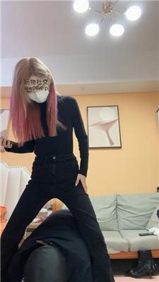 一唯沉浸式-洗发小妹-短靴白棉袜玉足虐 bf48153