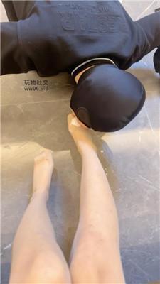 狗哥嘴喂酸奶/舔脏地板/清理皮鞋 bf48120