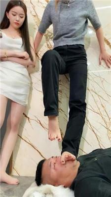 麋鹿银儿3女S踩头专场 bf48125