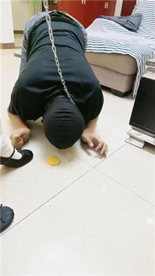 薇薇情侣主狗链遛狗爬行/脏鞋踩踏喂食 bf48132