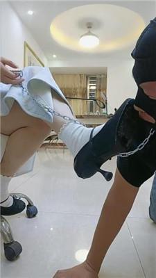 薇薇情侣主狗链遛狗爬行/脏鞋踩踏喂食 bf48132