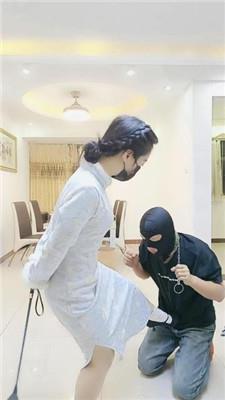 薇薇情侣主狗链遛狗爬行/脏鞋踩踏喂食 bf48132