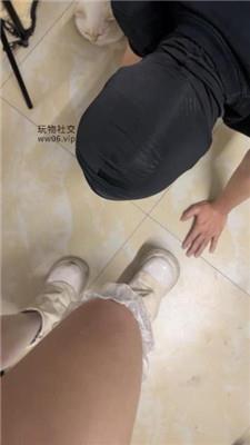 小猫是S哥哥偷舔鞋被发现-踩踏喂食/骑马踢裆/强制闻鞋 bf48124
