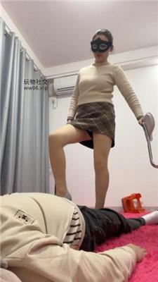 姗姗居高临下高跟踩踏/鞭打 JS241212-14