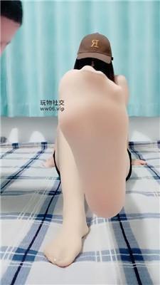 樊儿坐脸窒息/肉丝脚踩踏狂舔 bf48146