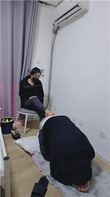 上海汤圆原味裸足狂舔蹂躏踩 241220-3